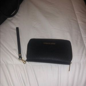 Michael kors wallet